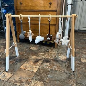 Wooden Baby Activity Gym with Hanging Toys